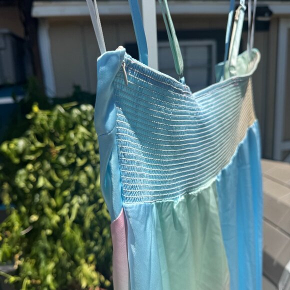 Petal & Pup Mistie Maxi Dress - Mult Size 4 NWT - Picture 12 of 12